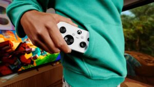 Xbox Nano Controller Arrives at $49.99 on November 4
