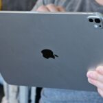 iPadOS 27 AirPlay Bug Exposes Private Screens